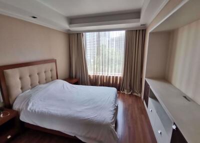 2 bed Condo in All Season Mansion Lumphini Sub District C020289