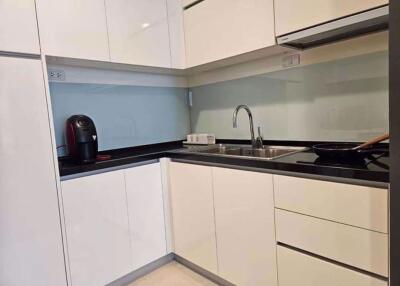 1 bed Condo in Bright Sukhumvit 24 Khlongtan Sub District C020016