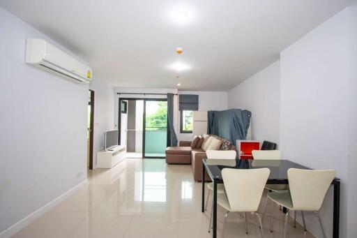 Conveniently Located 1-Bed Condo for Sale at Punna Residence Oasis