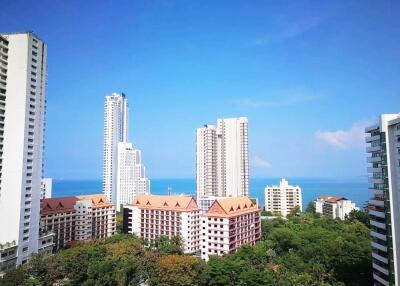 Nakluea Riviera Wongamat Condo for Sale