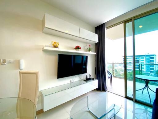 Riviera Wongamat Condo for Sale in Nakluea