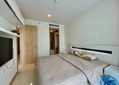 Riviera Wongamat Condo for Sale in Nakluea