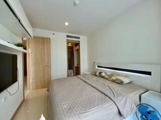 Riviera Wongamat Condo for Sale in Nakluea