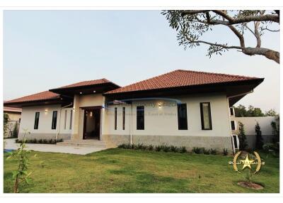 Large Luxury Villa near the beach Dolphin Bay, Hua Hin