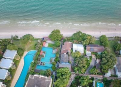 Baan Sanpluem 3 Bedroom Luxury Apartment overlooking the Ocean
