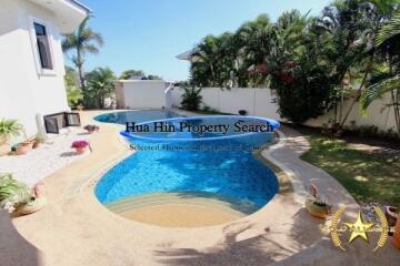 Luxury pool villa west Hua Hin