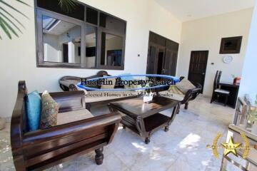 Luxury pool villa west Hua Hin