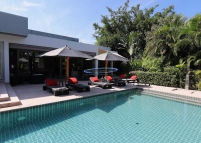 Luxury pool villa Baan Ing Phu Hua Hin