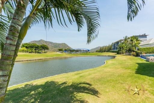 Lovely pool villa on Black Mountain Golf course