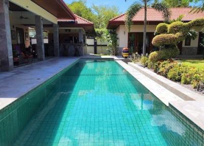 Hana Village 5 bedroom pool villa