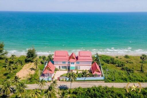 Absolute Luxury Beachfront villa บางสะพานสำหรับขาย