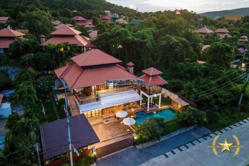 White Lotus Mountain view pool villa