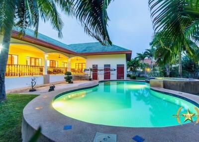 Stuart Park Beautiful Pool Villa With Large Land For Sale Hua Hin