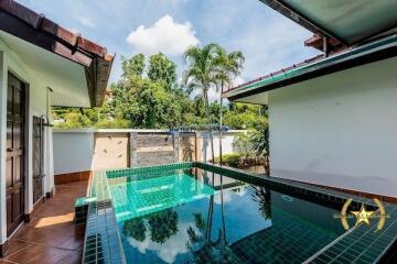 2 storey Bali style villa near Wat Khao Noi for sale Hua Hin