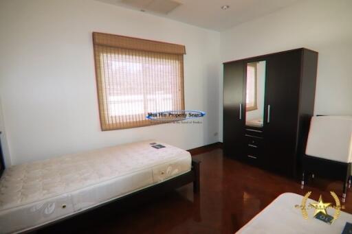 Pine Flower 3 bedroom pool villa for sale Hua Hin