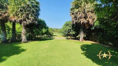 Luxury Golf course property Palm Hills for sale