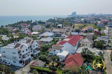 Naebkehad Village Luxury pool villa for sale city center Hua Hin