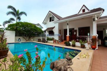 Pak Nam Pran Pool Villa For Sale