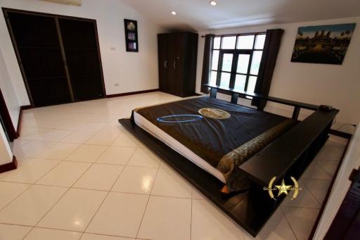 Pak Nam Pran Pool Villa For Sale