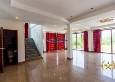 Big luxury estate villa with very large land for sale west of Hua Hin