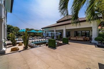 Belvida Estate luxury 5 bedroom pool villa for sale Hua Hin