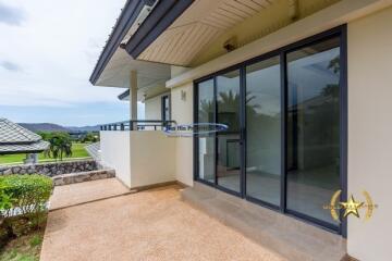 Black Mountain golf course pool villa for sale Hua Hin