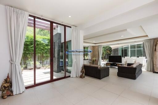 Phu Montra 5 bedroom pool villa for sale Hua Hin