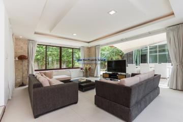 Phu Montra 5 bedroom pool villa for sale Hua Hin