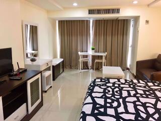 Studio bed Condo in The Trendy Condominium Khlong Tan Nuea Sub District C020298
