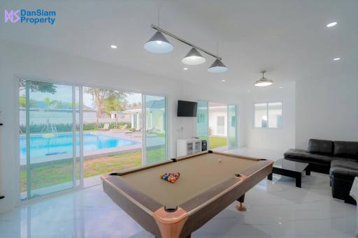 Brand new Villa in Hua Hin near Black Mountain Golf Resort