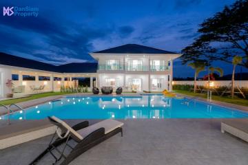 Brand new Villa in Hua Hin near Black Mountain Golf Resort