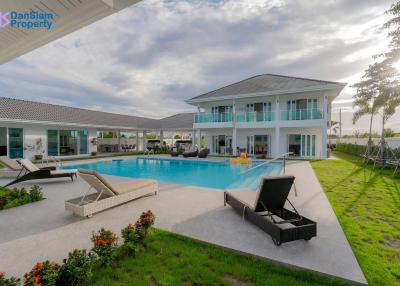 Brand new Villa in Hua Hin near Black Mountain Golf Resort