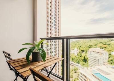 Superior Unixx Condo for Sale in Pratumnak