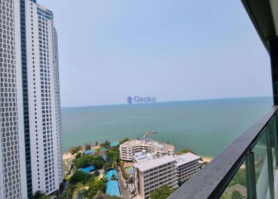 3 Bedrooms Condo in Baan Plai Haad Pattaya Wongamat C009849