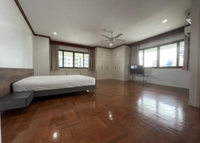 For RENT : Tower Park / 3 Bedroom / 3 Bathrooms / 277 sqm / 85000 THB [10957159]