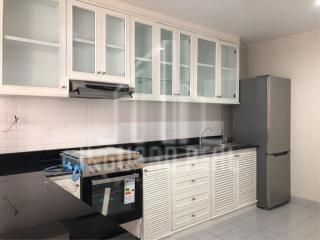 For Rent 175sqm 2 Bed 2 Bath Condo Le Premier 1 very close to BTS Asoke