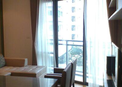 1-BR Condo at Bright Sukhumvit 24 Condominium near MRT Queen Sirikit National Convention Centre (ID 514094)