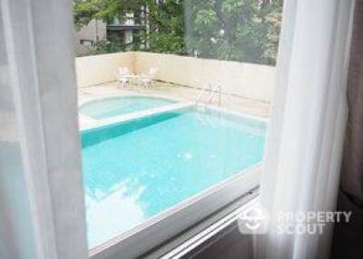 2-BR Apt. near BTS Phloen Chit