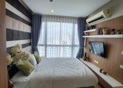 2-BR Condo at Rhythm Sukhumvit 44/1 near BTS Phra Khanong