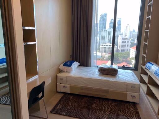 2 bed Condo in The ESSE Asoke Khlong Toei Nuea Sub District C020300