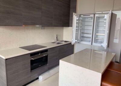 2 bed Condo in The ESSE Asoke Khlong Toei Nuea Sub District C020300