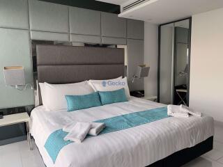 2 Bedrooms Condo in Sky Residences Pratumnak C009152