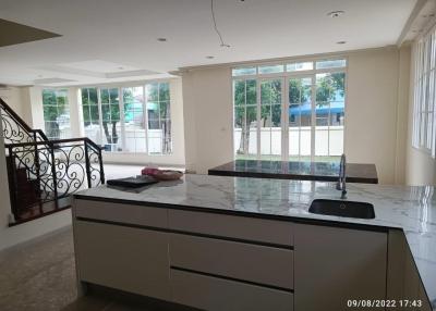 House for sale, Grand Monaco Village, Km.7, Kanchanaphisek Road, Dok Mai, Prawet, Bangkok.