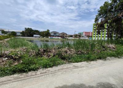 Land for sale, 1 rai, Soi Bang Pla 71, Thepharak Road, Bang Pla, Bang Phli, Samut Prakan.