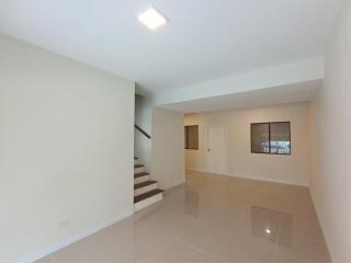 Townhome for sale, Pruksa Prime 87/1 Srinakarin-Bangna, Bang Kaeo, Bang Phli, Samut Prakan.