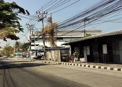 Land for sale 8 rai, 49 square wa , Soi Thetsaban Bang Pu 46, Sukhumvit Road, Tai Ban , Mueang , Samut Prakan.