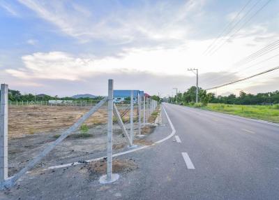 Land for sale, 662 square wah, Pak Nam Pran, Pranburi, Prachuap Khiri Khan.