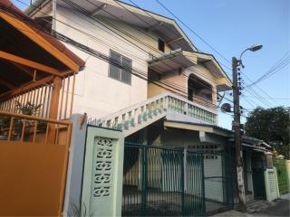 House for sale with 7 rooms for rent, Soi Ja Sot, Bang Na , Bangkok.