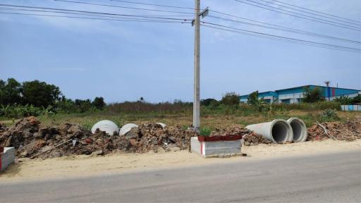 Land for sale 12 rai 2 ngan, Bueng Kwang Road, Saen Saep, Min Buri, Bangkok.