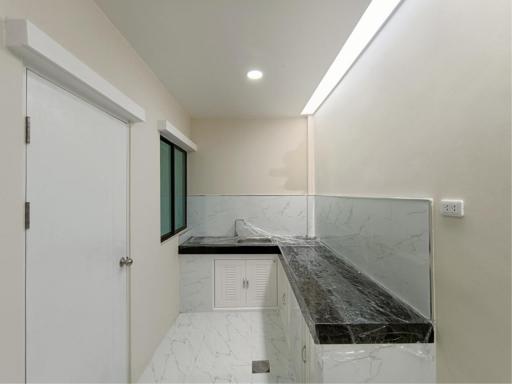 Townhome for sale, Pleno Ramintra-Wongwaen. Sam Wa West , Khlong Sam Wa , Bangkok.